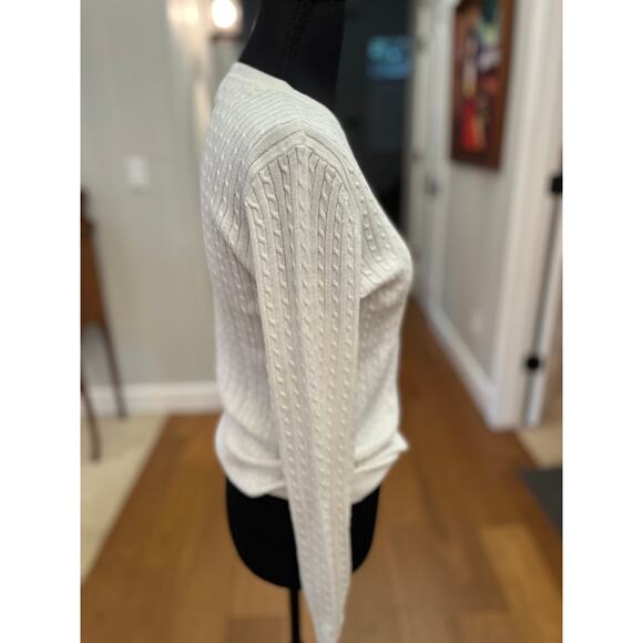 Copied - Tommy Hilfiger Cable Knit Sweater (Size S/P/CH) NWOT - Picture 11 of 12